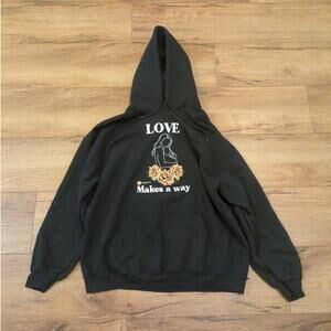 Love Makes A Way Adult XL Hoodie Sweatshirt Mother Child Mom Roses Skater Punk